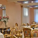 摩德纳中央公园酒店 4* 摩德纳