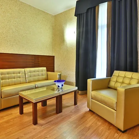 Park 4* Модена